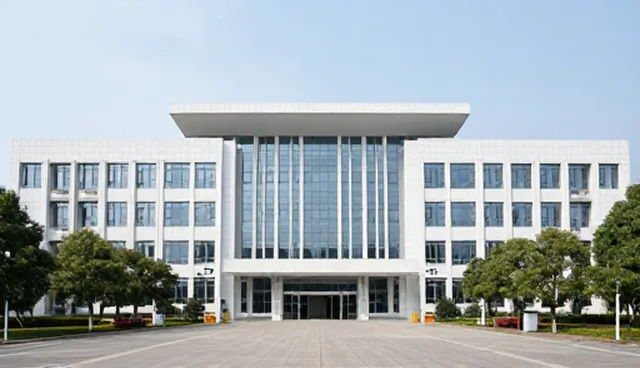网络技术咨询在不同场景中的实际应用分析